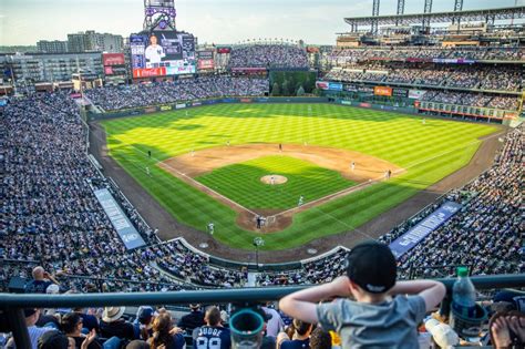 Rockies Journal: Coors Field is a wonder, but not because of the home team