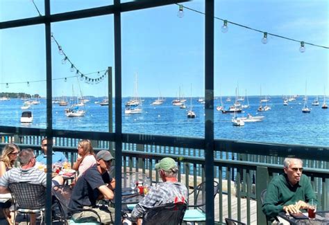 Rockland maine restaurants. Jul 21, 2023 ... High Tide in Brewer, known for its riverfront location and seafood-focused menu, is opening a restaurant in Rockland. The restaurant will be ... 