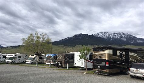 8 sept 2022 ... These campground locations are also near whitewater rapids, streams, and lakes with opportunities to fish, boat, and horseback ride. Custer .... 