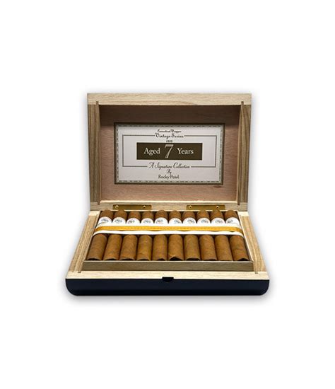Rocky patel petite corona. .  ...
