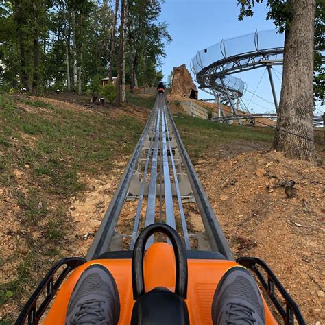 Rocky top mountain coaster. Not just another mountain coaster; an entire family experience! Sitting on over 20 acres of beautiful Smoky Mountain scenery, our coaster features plenty of tunnels, curves, and 360 degree turns ... 