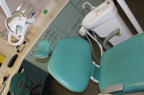 Rodericks Ltd: Chard House Dental Practice In Chard - Dentists