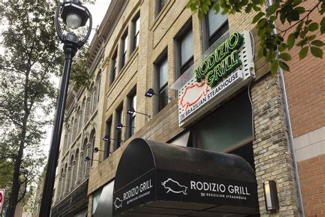 Rodizio grill milwaukee. Dine in style at Rodizio Grill Downtown Columbus, Ohio. Our Brazilian Steakhouse restaurant offers an abundance of perfectly seasoned meats and unlimited trips to the salad bar. Located near Nationwide Arena. Call 614-241-4400 for reservations. 