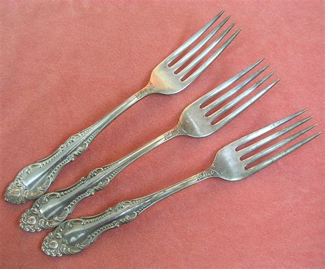 Rogers 1881 oneida. Vintage 1881 Rogers Oneida Ltd. Del Mar Flatware - Five Piece Place Setting - Del Mar Silver Plate Flatware - 1881 Rogers Oneida Ltd. (495) $ 25.00. FREE shipping Add to Favorites Vintage,Midcentury,Set of 2,Tea spoon,Fork,flatware,Wm Rogers,Sectional,Oneida LTD,Plated, Silver Plated,Collectible,1940s ... 