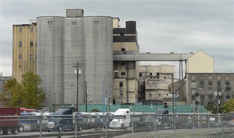Rogers Sugar strike at impasse, company says as it pauses talks with union