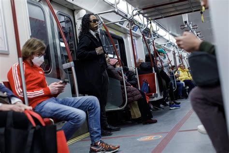 Rogers expands TTC subway wireless network access to customers at other carriers