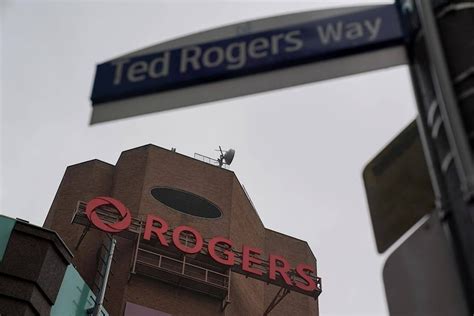 Rogers records $511 million profit in  Q1 as it prepared to close Shaw deal
