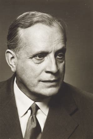 Rolf Nevanlinna &ndash; Wikip&eacute;dia, a enciclop&eacute;dia livre