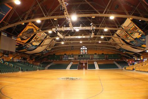 Roller Derby returns to the Washington Avenue Armory