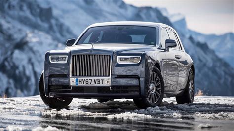 Rolls Royce Wallpaper 4K: Elevate Your Desktop with Luxury and Elegance