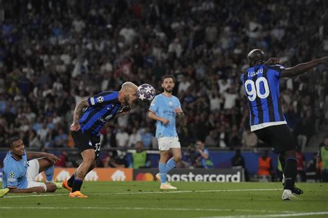 Romelu Lukaku’s late miss caps tough-luck Champions League loss for Inter Milan