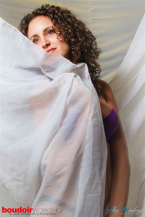 Romina boudoir. 👑 ️Hola conóceme completita 🥵 https://onlyfans.com/rominaboudoir69 👑VENTA DE CONTENIDO ️ Videos y Packs Sexting (Chat hot) Video Llamada Video ... 