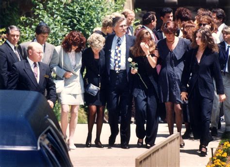 Ron goldman funeral. Nov 16, 2021 · By Shelby Lin Erdman / Nov. 16, 2021 1:18 pm EST. The O.J. Simpson murder trial in the 1990s was dubbed the Trial of the Century — and it was. The nation was riveted by the case involving the NFL legend's beautiful ex-wife, 34-year-old Nicole Brown Simpson, and her 25-year-old friend Ron Goldman. The pair were found slashed to death outside ... 