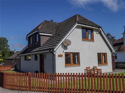 Roofers in Grantown-on-Spey, Morayshire - thomsonlocal