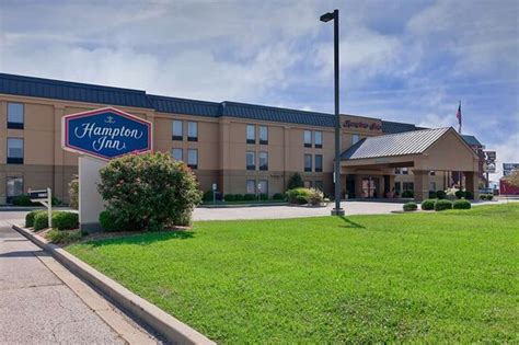 Room Attendant - Hampton Inn Marion Job in Marion, IL …