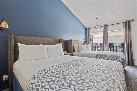 Room Deals for Sideways Inn, Buellton starting at $115 Hotwire