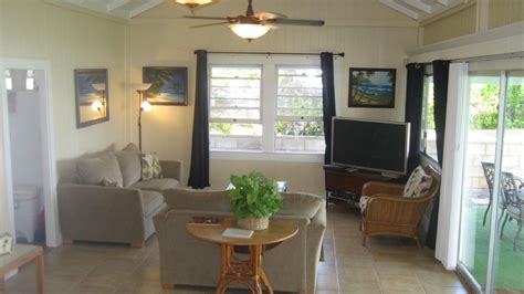Room for rent $400 honolulu. 336 One-Bedroom Rentals New! Apply to multiple properties within minutes. Find out how LILIA WAIKIKI 2380 Kuhio Ave, Honolulu, HI 96815 Virtual Tour $3,380 - 4,020 1 Bed Dog & Cat Friendly Fitness Center Pool Package Service Concierge EV Charging (808) 650-5735 Moanalua Hillside Apartments 1221 Ala Kapuna St, Honolulu, HI 96819 Virtual Tour 