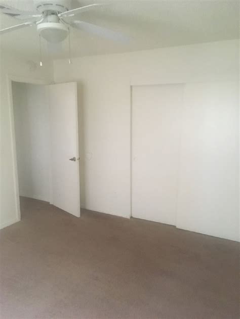 Room for rent dollar400 a month. Studio - 2 Beds. Dog & Cat Friendly Fitness Center Dishwasher Refrigerator Kitchen In Unit Washer & Dryer Walk-In Closets Microwave. (914) 768-1730. Lincoln at Bankside. 101 Lincoln Ave, Bronx, NY 10454. $2,955 - 7,345. Studio - 3 Beds. 1 Month Free. Dog & Cat Friendly Fitness Center Pool Dishwasher Refrigerator Kitchen In Unit Washer & Dryer ... 