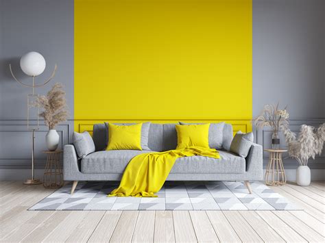 Read on for the best steps to painting a room to achieve w