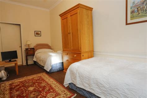 Room rate Inchgrove House, Edinburgh from 23-11-2024 until 24 …