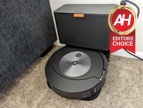 Roomba i7+ Review: This Is the Best Robot Vacuum - Gear Patrol