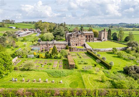 Rooms Rose Castle