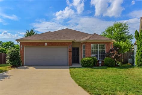 Find 4 bedroom homes in Lexington KY. View listing photos, review sales history, and use our detailed real estate filters to find the perfect place..
