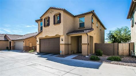 private room and pvt bath—- large furnished custom home — pure luxury! 10/8 · 3br 500ft2 · Tempe. $995. hide. • • • •. "Room for Rent: Ideal for Young Professional/Student in Tempe, AZ". 10/7 · 1001 N Scottsdale Rd, Tempe. $575. . 