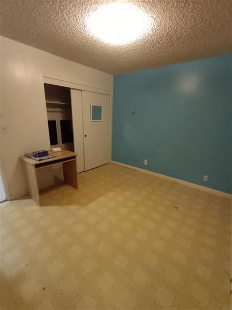 Apartment rooms for rent in Santa Ana, CA View Jen's room Westminster Boulevard, Santa Ana , CA Unfurnished room with own bathroom in an apartment New $1,650 Arte West is a newly built apartment complex with luxury amenities (pool, gym, clubhouse)..