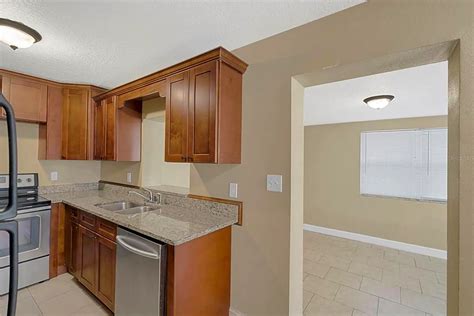 Pinellas Park, FL • 27.7 miles. $1,412. $1,734. View rooms for rent in Seffner, FL. Compare room rentals, see map views and save your favorites..