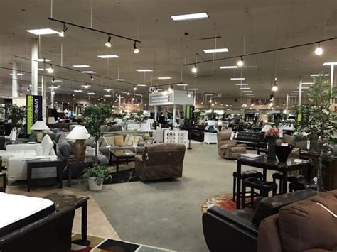 5800 Veterans Memorial Blvd. Metairie, LA 70003. CLOSED NOW. From Business: Established in 1991, Rooms To Go is a furniture company that operates a chain of stores throughout Alabama, Florida, Georgia, Louisiana, Mississippi, North…. 3.. 