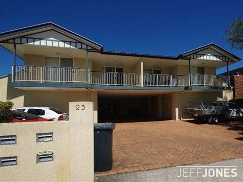 Ros message example.  Cleveland St, Stones Corner QLD 4120 has 143 properties.  I jus...