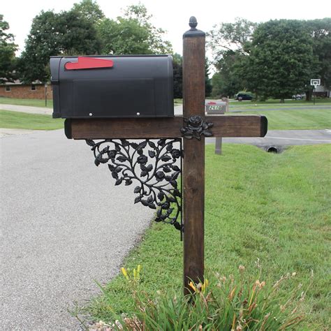 Rose Pattern Wrought Iron Mailbox Post Accessory Set with