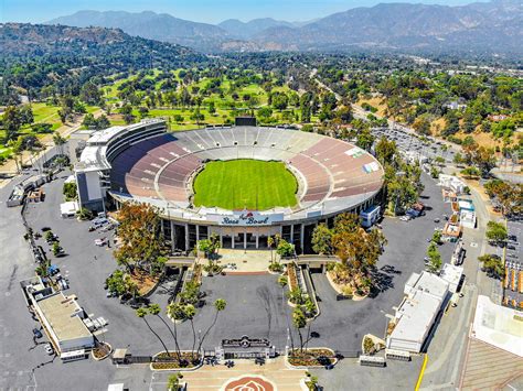 Head to the Rose Bowl for fun the whole family will enjoy! Jump to. Sections of this page. ... LJ's Quik Thru New Castle. Convenience Store. The Barnett Co. Bakery.. 