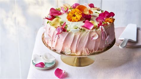 Rose falooda cake recipe - BBC Food