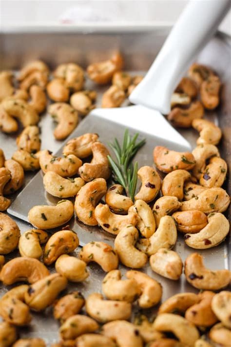 Rosemary and Olive Oil Roasted Cashews Recipe