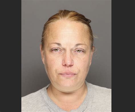 Rosemount woman sentenced to prison for stabbing Apple Valley man during child custody dispute