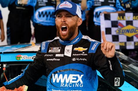 Ross Chastain brings combative racing style to New Hampshire