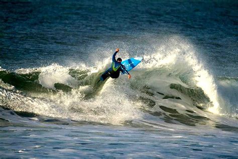 Ross surf report. As of 2015, newscaster Ann Curry and her husband Brian Ross, a software executive, are still married. The couple met while attending the University of Oregon and have two children,... 