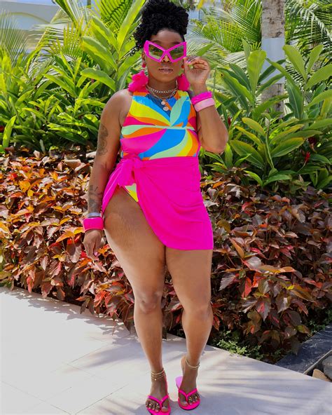 Rosy muse clothing.  .  Sincerely, Ros&eacute;.  We celebrates the multifaceted nature of women,...