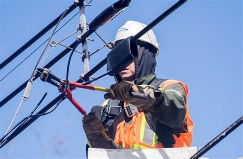 Roughly 40,000 customers remain without power as Hydro-Quebec works to finish repairs