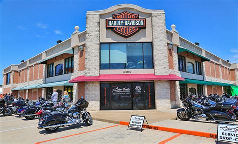 Meet the team at Roughneck Harley-Davidson® in Longview