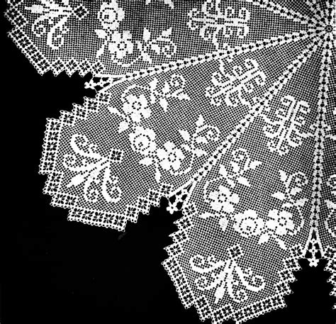 Round Filet Crochet Doily Vintage PDF pattern 1957 Filet crochet