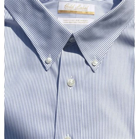 Roundtree and yorke button down shirt. Roundtree & Yorke Gold Label Roundtree & Yorke Full-Fit Non-Iron Button-Down Collar Grid-Checked Dress Shirt 