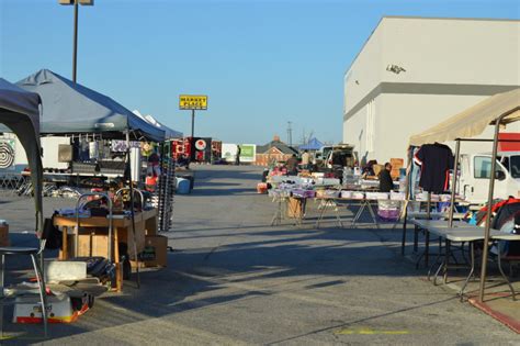 Hours of the Mansfield flea market are 8 am to 2 pm at 228 Stafford Road every Sunday, year-round. Vendors display their wares outdoors in clement weather, and indoors in a 15,000-square foot space any other time of the year. While there is a small $2 fee for outdoor parking, you're sure to enjoy your time spent here.. 