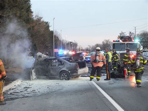 Route 208 nj accident. A truck driver died when the Mack dump truck he was driving overturned Thursday morning. State police say that the crash happened around 7:45 a.m. on Interstate 287 South in Oakland. The driver ... 