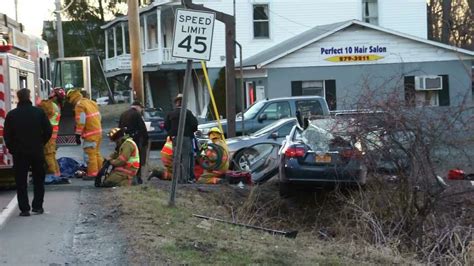 Route 7 in Pittstown reopens after car crash