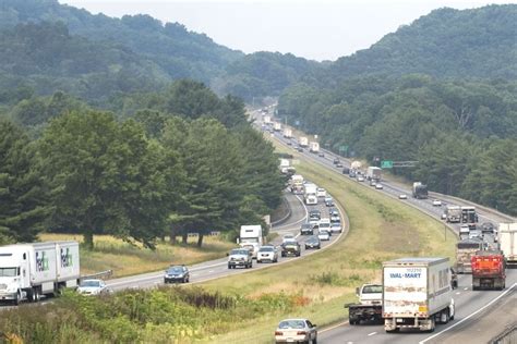 Route 81 traffic. The state is proposing to tear down a section of I-81 in Syracuse and reroute highway traffic onto nearby Interstate 481. The plans also calls for rebuilding a portion of Interstate 690 near the ... 
