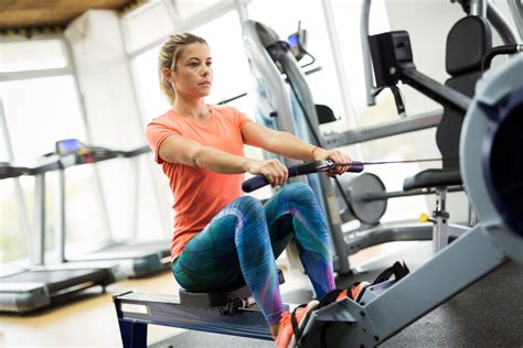 Rowing as exercise. Finish each rowing workout with three to five minutes of easy rowing to cool down. If you’re trying the rowing machine for the first time, start with five to 10 minutes of work at a time. 
