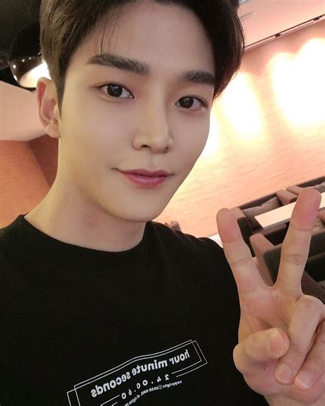 Rowoon Chile - [FANCAFE] 200116 Actualización de... Facebook